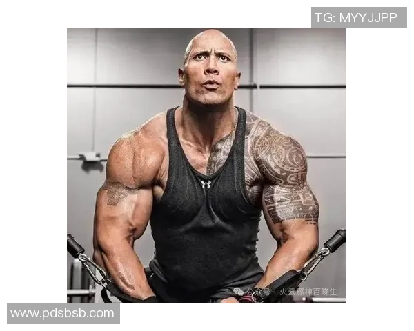 巨石强森挑战中国壮汉谁能在擂台上赢得最终胜利