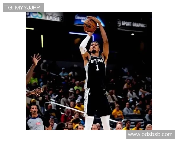 文班亚马场均20分10篮板3盖帽表现抢眼新秀奖争夺形势明朗