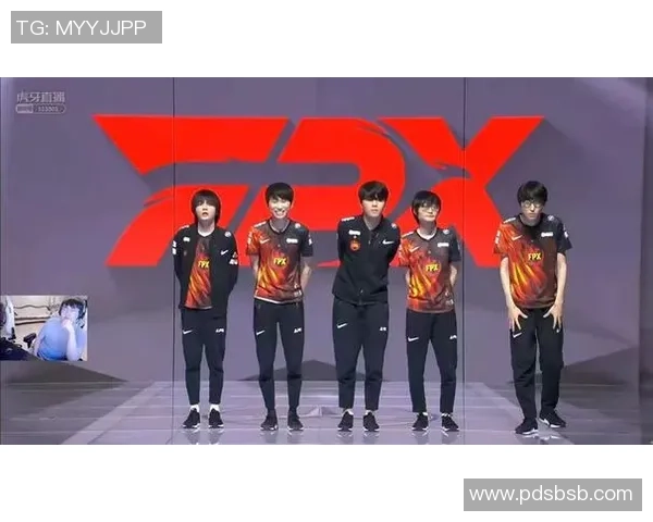 英雄联盟专题：深入分析FPX战队的战术灵活性与应变能力