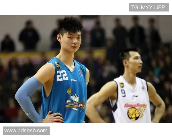 郭艾伦：从篮球新星到国家队核心的成长之路与未来展望